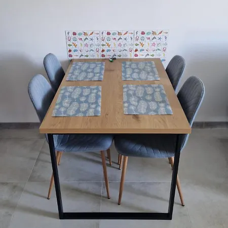 Blue Sea 87 Apartment